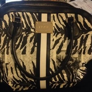 Brand New L.A.M.B. Purse 👛